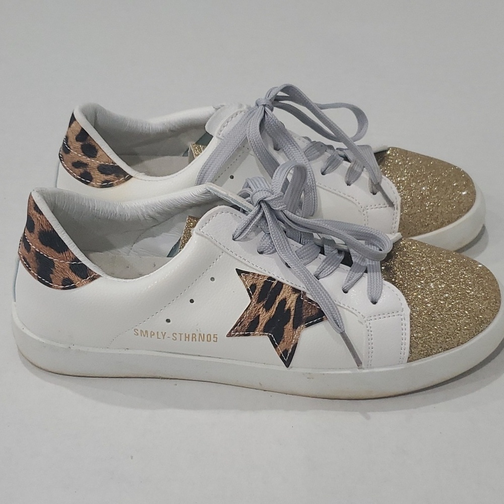 Simply Southern Shoes Size 8